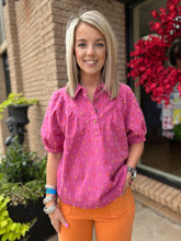 Load image into Gallery viewer, Ivy Jane Clip Dot Stripe Top
