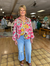 Load image into Gallery viewer, Retro Floral Print Top
