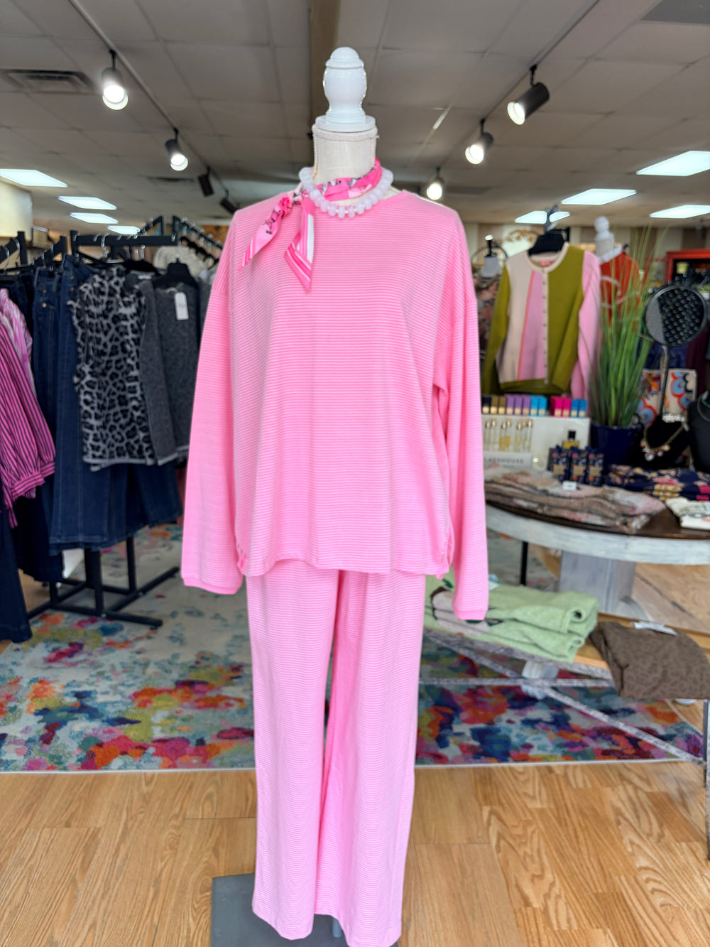 Pink and white stripe set